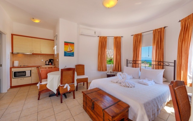 Sunrise Beach Suites