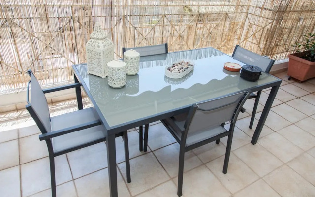 Gorgeous apartment in Piraeus