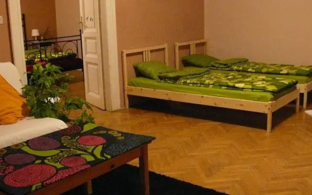 Be-at Home Apartment