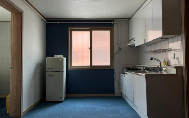 Modern K-style House