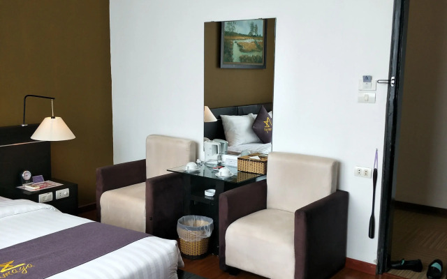 Ocean Hotel 2