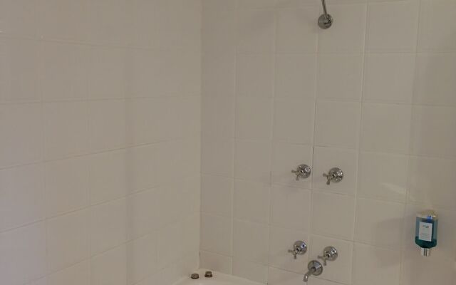 Banjo Paterson Motor Inn