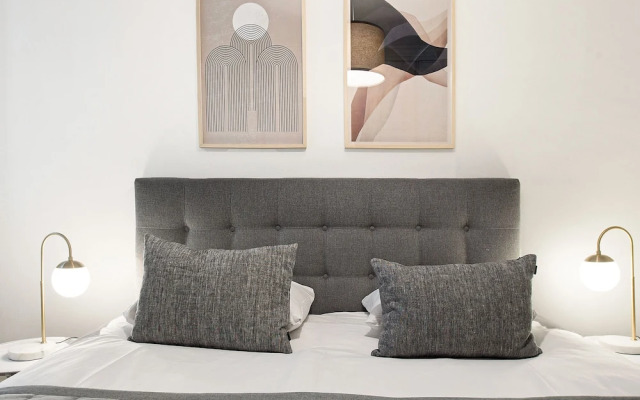 Gorgeuos Three-bedroom Apartment in Historical Copenhagen