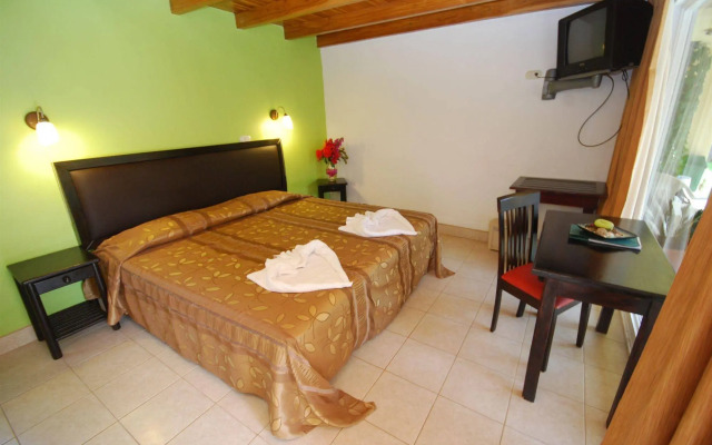 Bellavista Suites By Villas Verdes