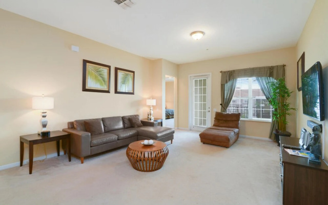 Chantilly Villa by VillaDirect
