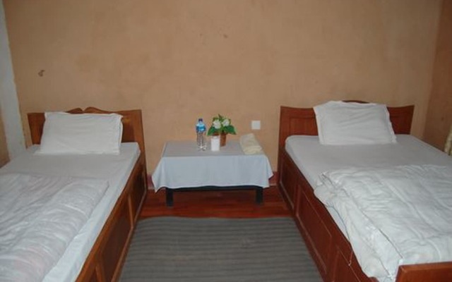 Shrestha Hotel