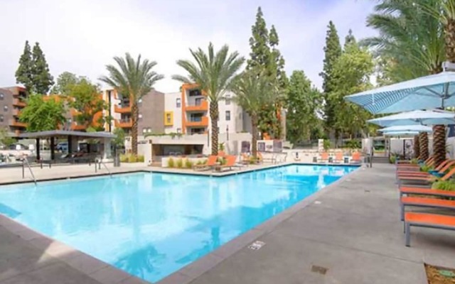 Studio City Universal Apartments