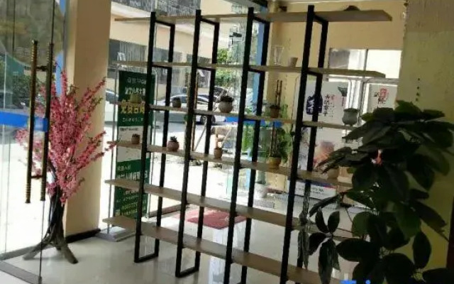 Xunli Hotel