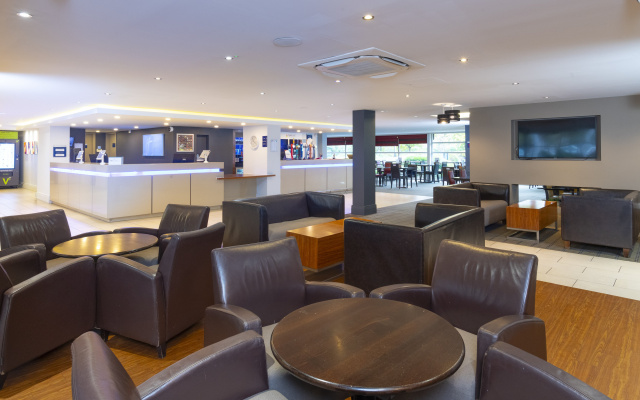Holiday Inn Express Milton Keynes by IHG