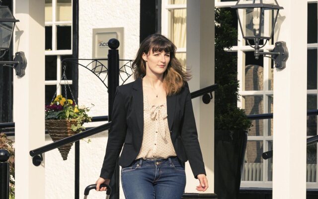 Sunday Box Hill Burford Bridge Hotel