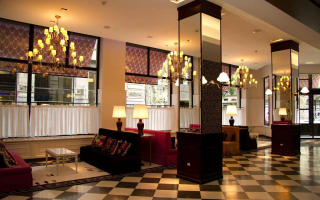 Tango de Mayo Hotel