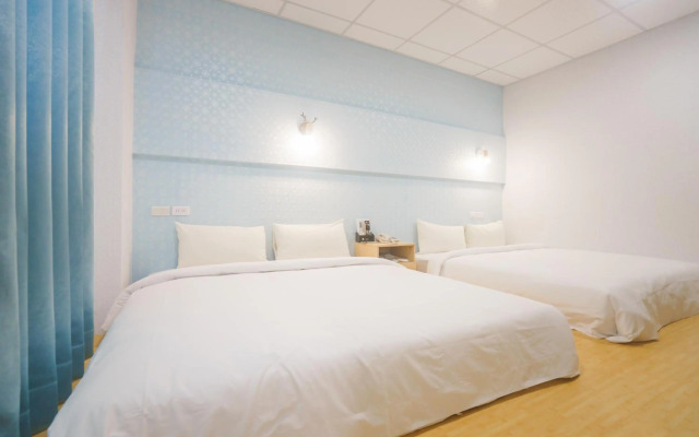 The River Fashion Hotel