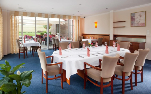 Francis Palace Hotel
