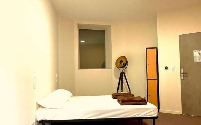 Hostel Flamingo Nîmes Centre Gare