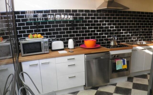 Jerningham Street Cottage