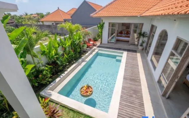 Bambola - Unique 2BR villa, Beach Nearby & Large Pool – Outside – Kerobokan
