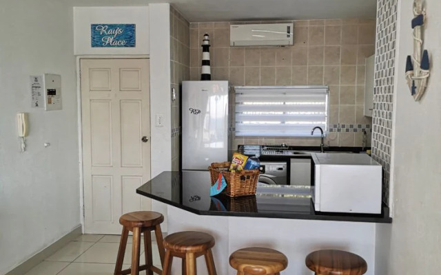 Isikhulu.53-55 North beach ,Umdloti. KwaZulu-Natal