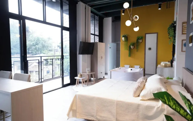 Royal Living Poblado
