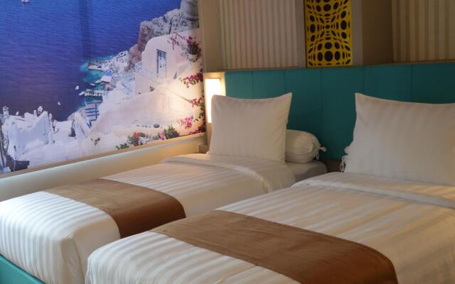 Front One Budget Malang