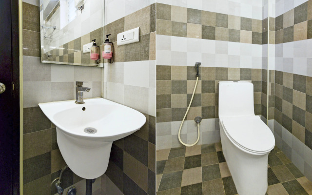 Oyo Townhouse 601 Halcyon Hi-Tec City Near Medicover Hospital