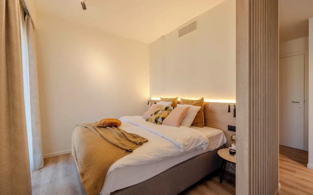 Stay at Brussels