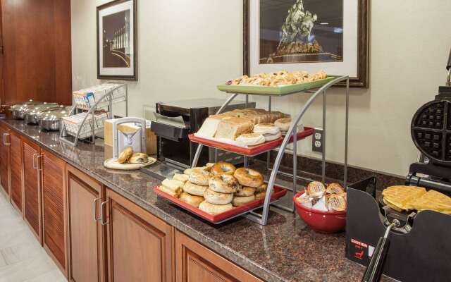 Wingate by Wyndham Chantilly / Dulles Airport
