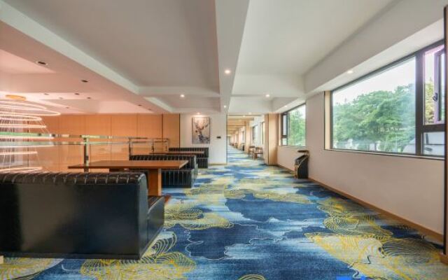 Yunhai Hotel