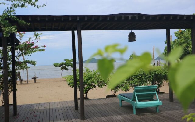 Bajo Komodo Eco Lodge