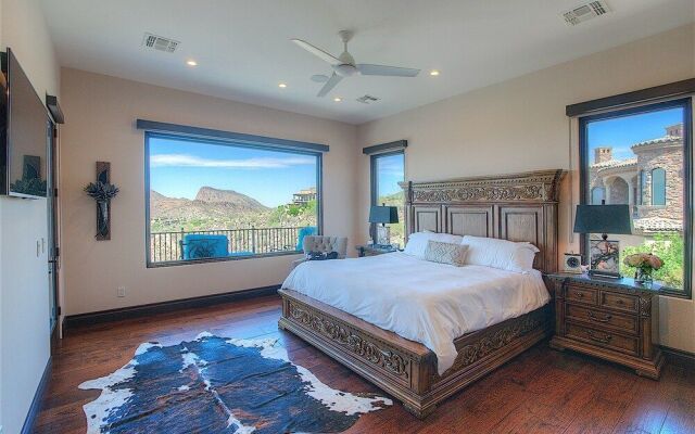Palisades Estate 5 BR by Casago