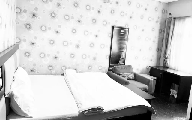 Grace Manor Hotels and Suites