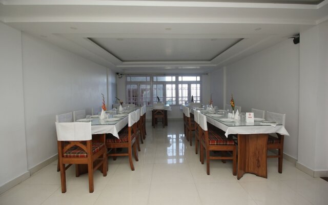 OYO 8241 Hotel Green Park