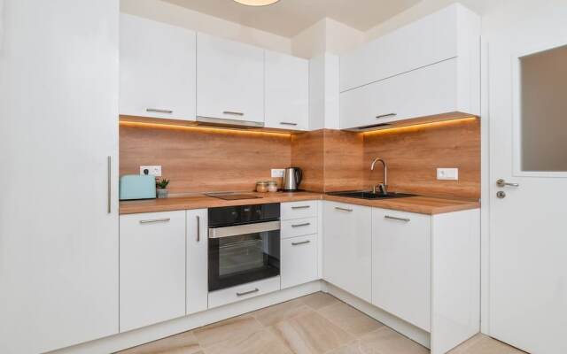 Fm Premium 2 Bdr Apartment Gora