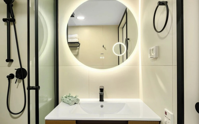 Red Canyon Spa Charm Stay by Sea N' Rent