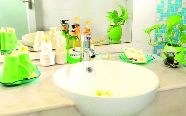 Sanya Lilai Holiday Hotel