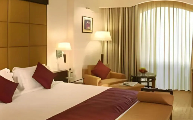Fortune Inn Riviera Hotel