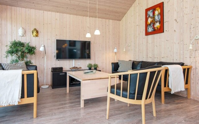 Luxury Beach House With Pool