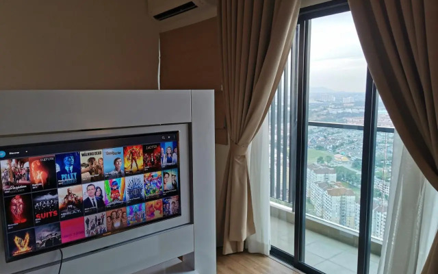 Apple Home 1 @ Menara Simfoni/Symphony Tower C180/Cheras/Mines/Balakong/Kuala Lumpur