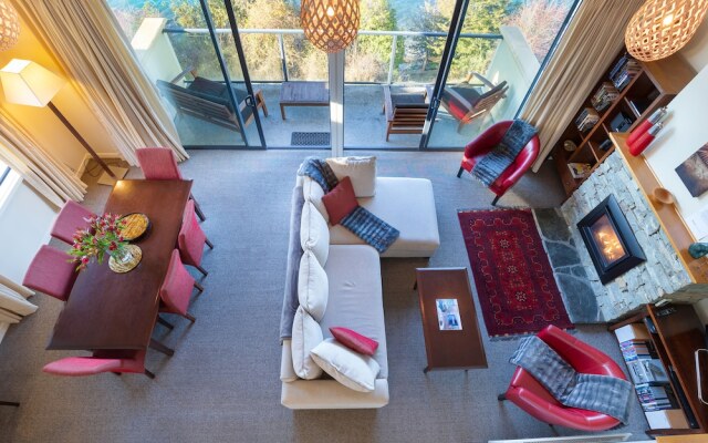 Lakeside by Harcourts