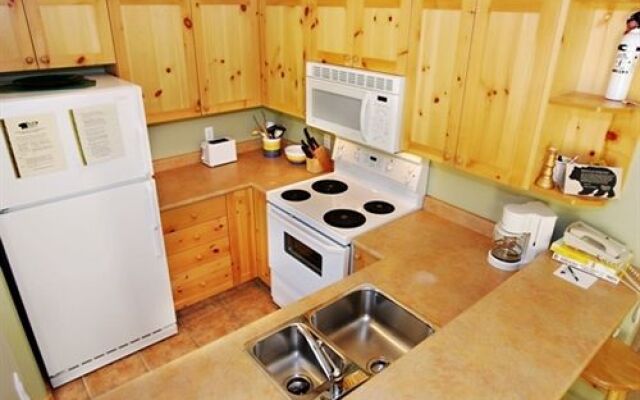 Crystal Forest by Bear Country