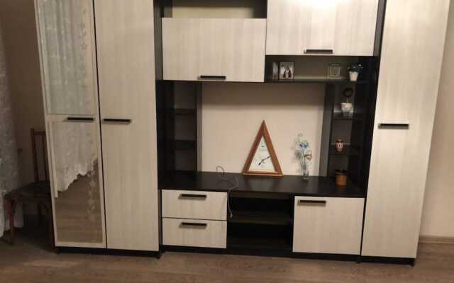 Апартаменты на Максима Горького 80, к. 1, 73