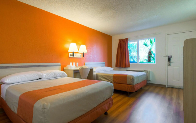 Motel 6 Rancho Mirage, CA - Palm Springs