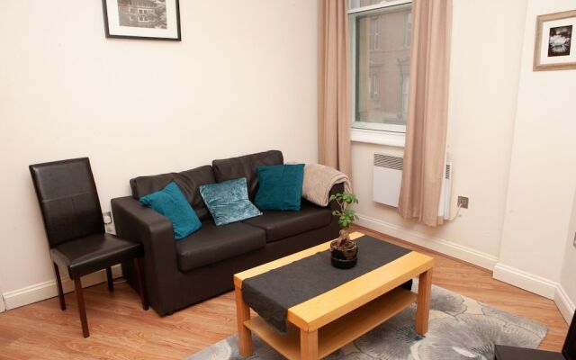 Modern 1 Bedroom in the Heart of Bristol