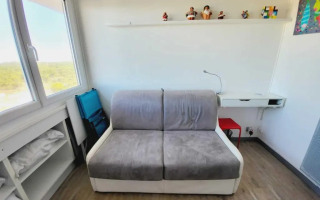 Studio 12m2 Le Nautiqua 100 m de la Plage
