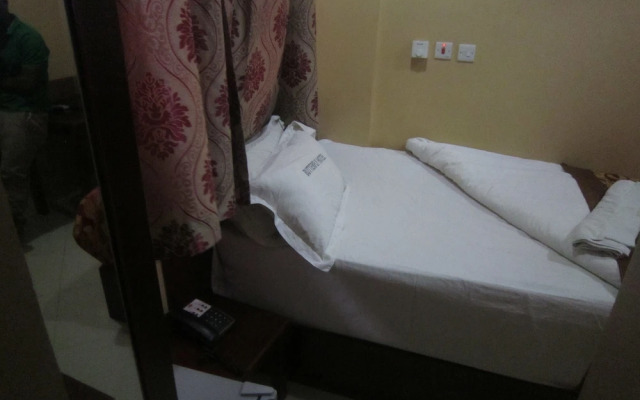 Butterfly Hoteltz