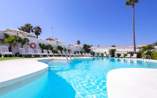 Moon Dreams Roquetas Hotel