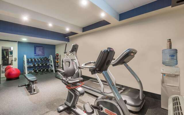 Wingate by Wyndham Springfield