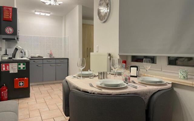 Gezellige Studio-1 slaapkamer *4p* strand/zee 50m