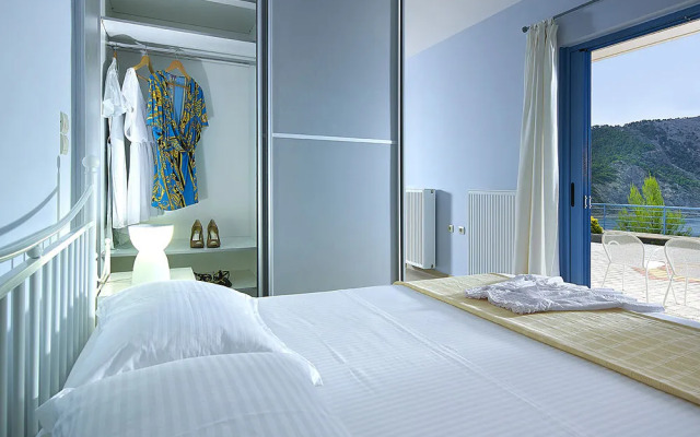 Xenia Residence