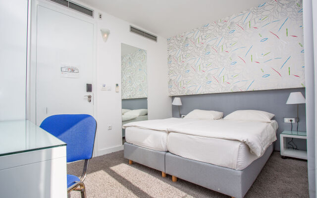 Hotel Jona