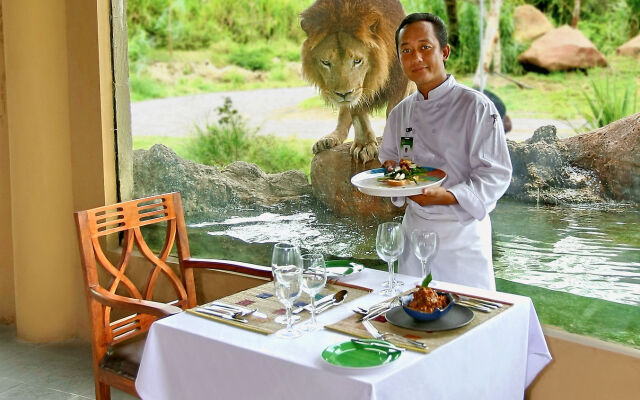 Mara River Safari Lodge